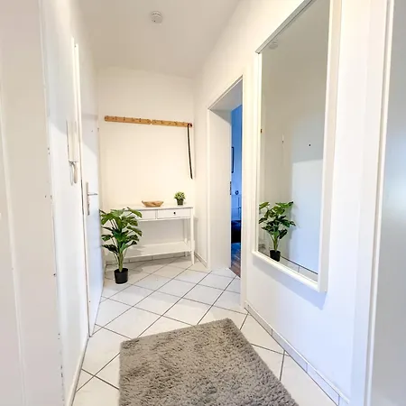 Pakito Zentrum - 3 - Balkon - Lage - Parkplatz